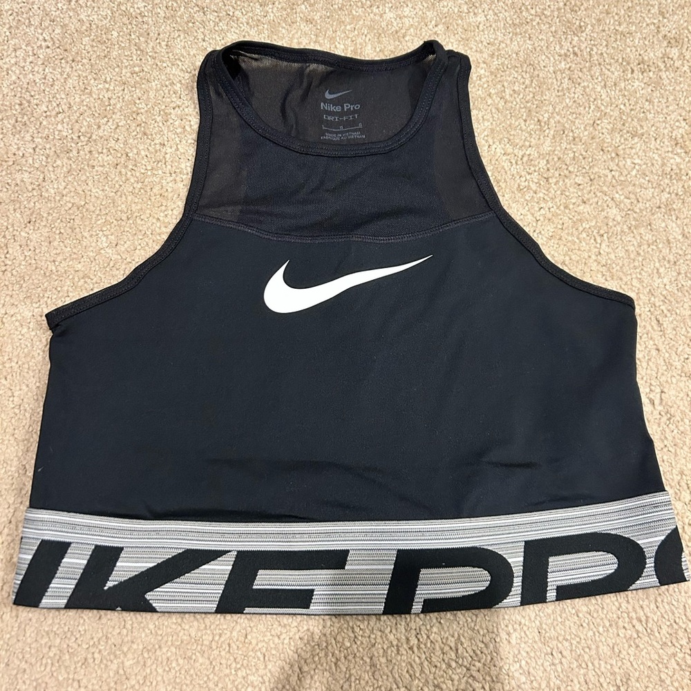 Nike Women's Pro Dri-FIT Cropped Graphic Training Shirt Large